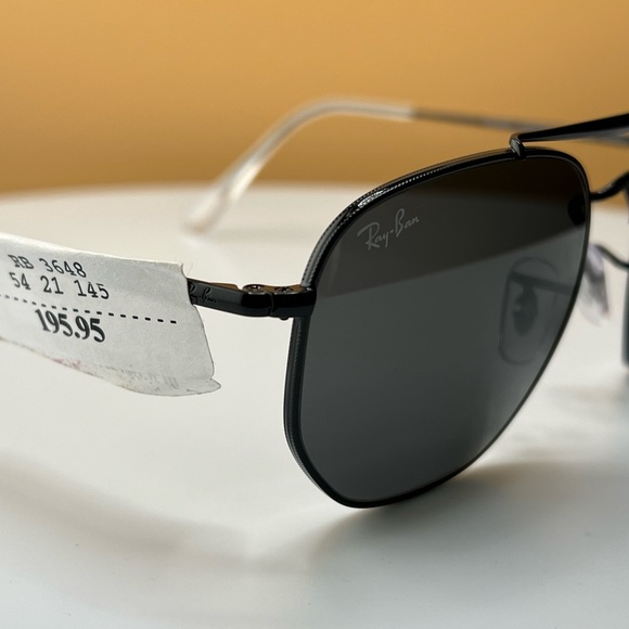 Ray Ban RB3648 ‘The Marshal’ Sunglasses - Picture 3 of 12